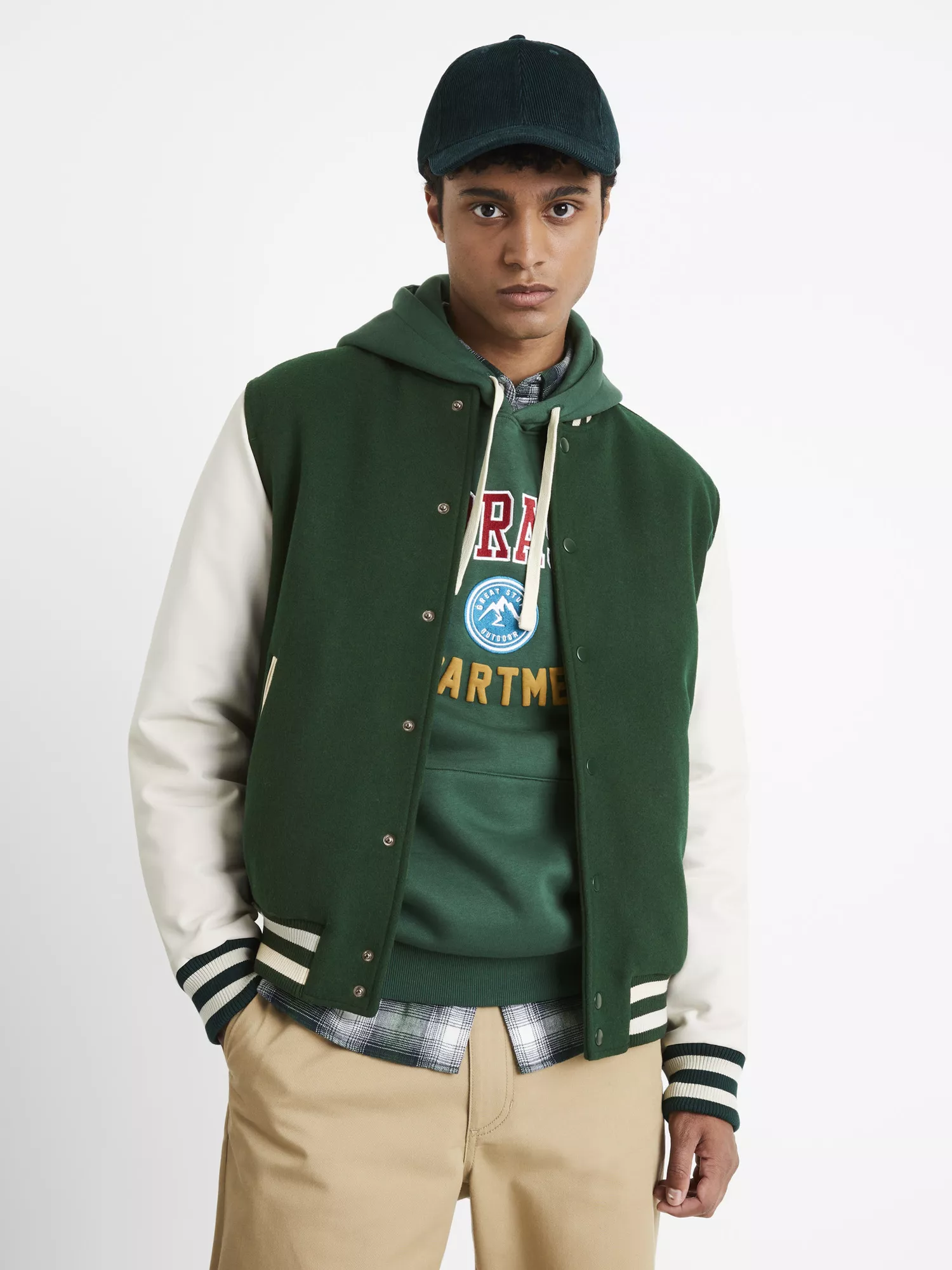Bunda bomber Cuvarsity (1) Bunda bomber Cuvarsity (1)