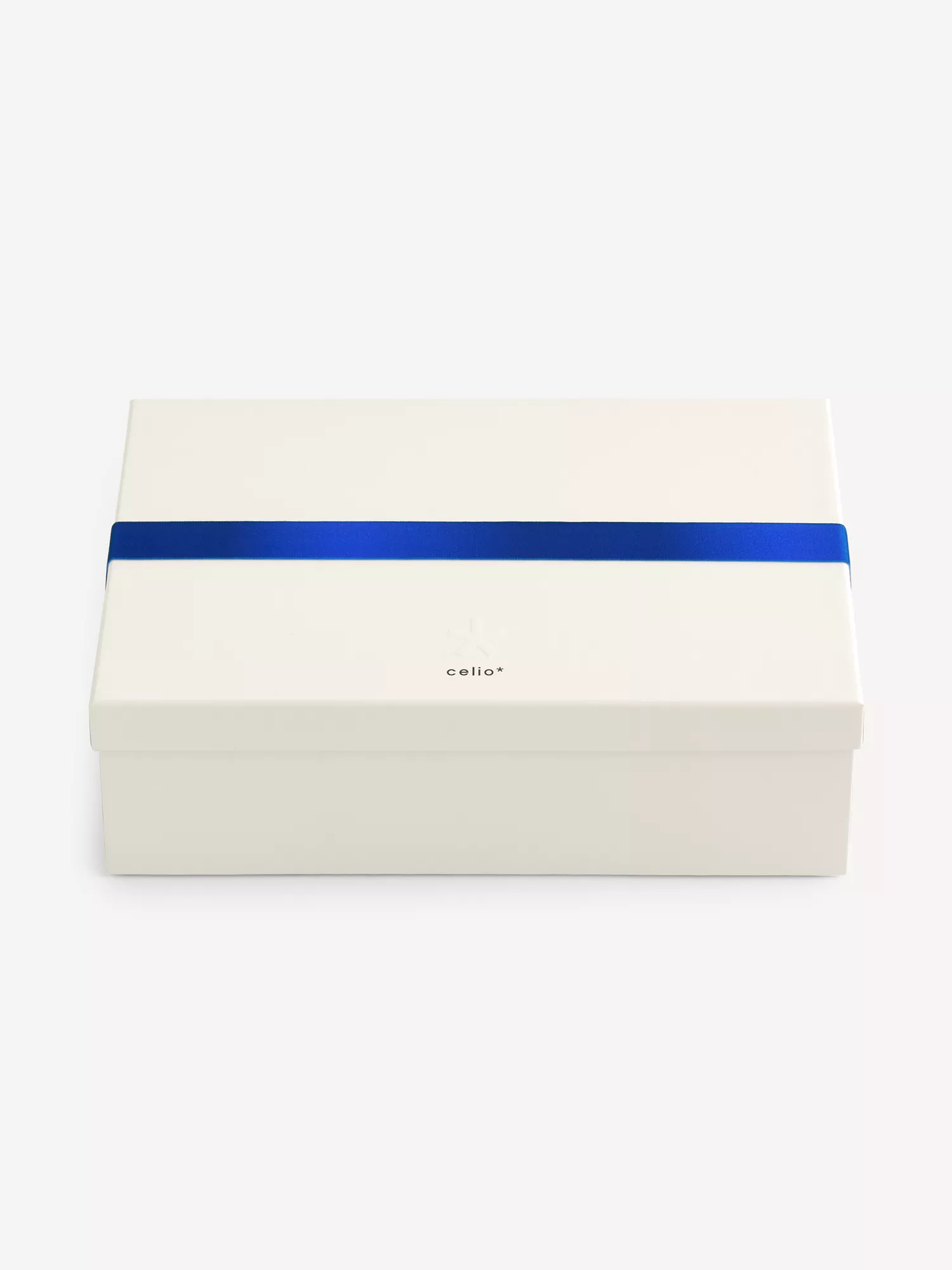 Darčekové balenie čiapka a šál Sinepsbox (4) Darčekové balenie čiapka a šál Sinepsbox (4)