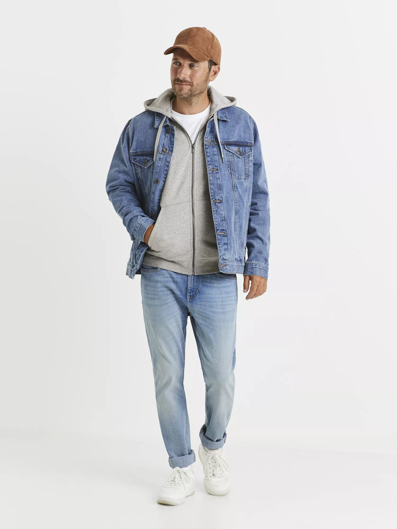 Mikina Vethree na zips (2) Mikina Vethree na zips (2)
