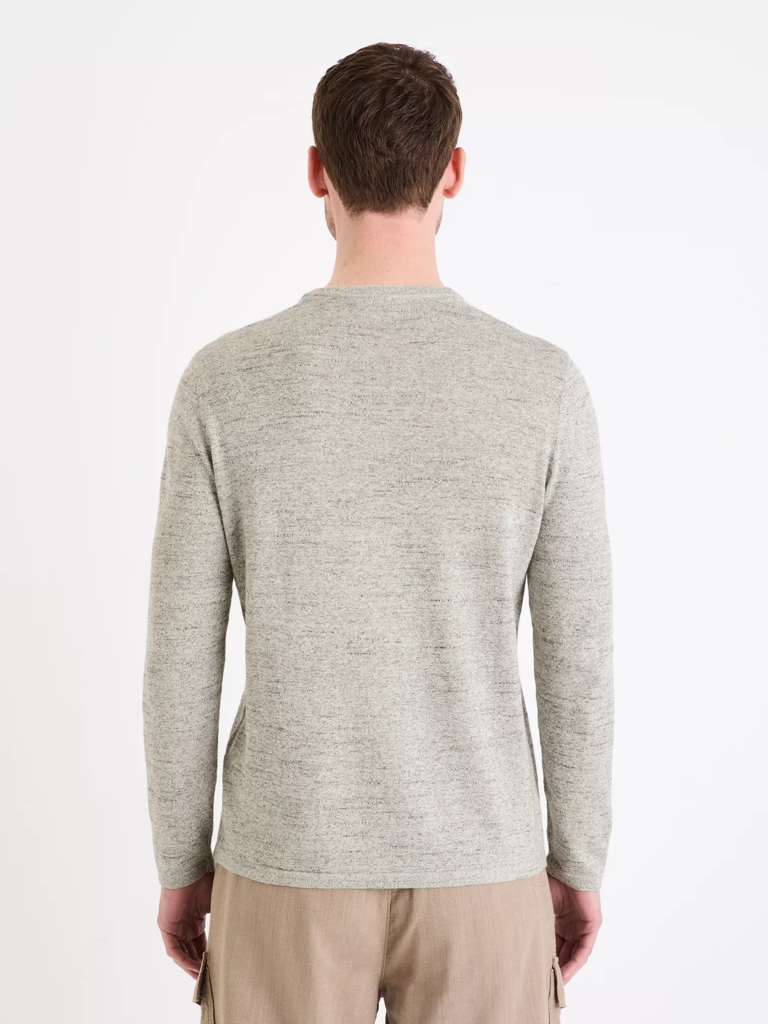 Sveter henley Gelano (2) Sveter henley Gelano (2)