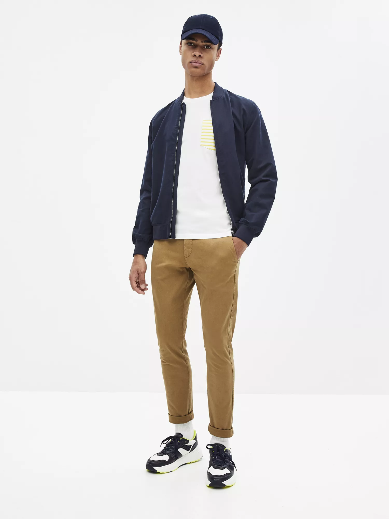 Nohavice Motalia skinny fit (4) Nohavice Motalia skinny fit (4)
