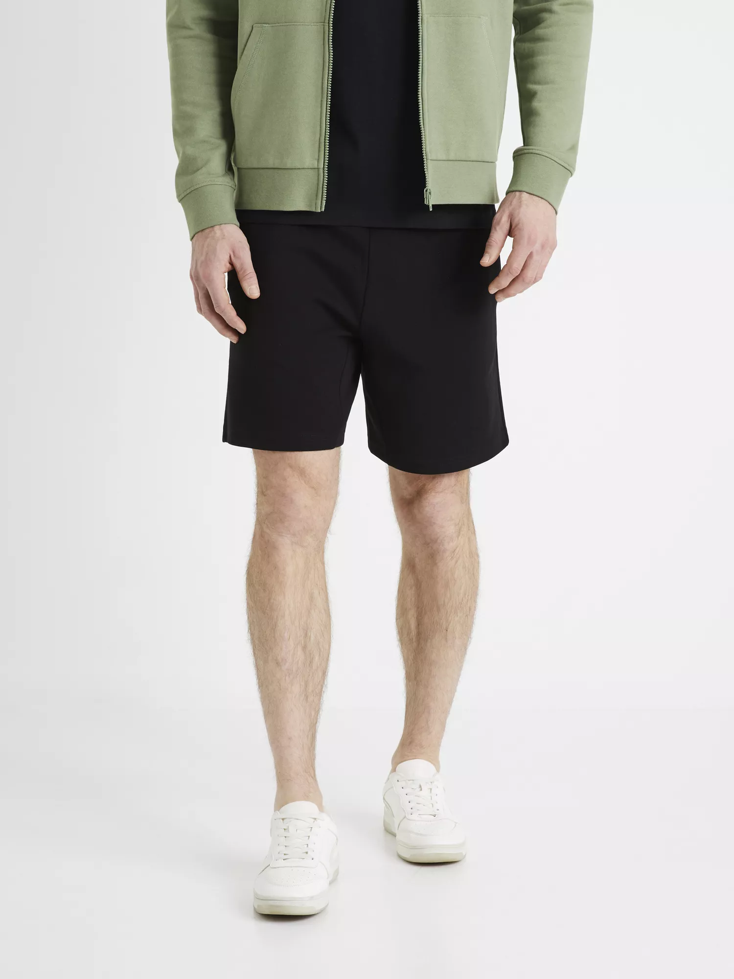 Teplákové kraťasy Donewshort (1) Teplákové kraťasy Donewshort (1)