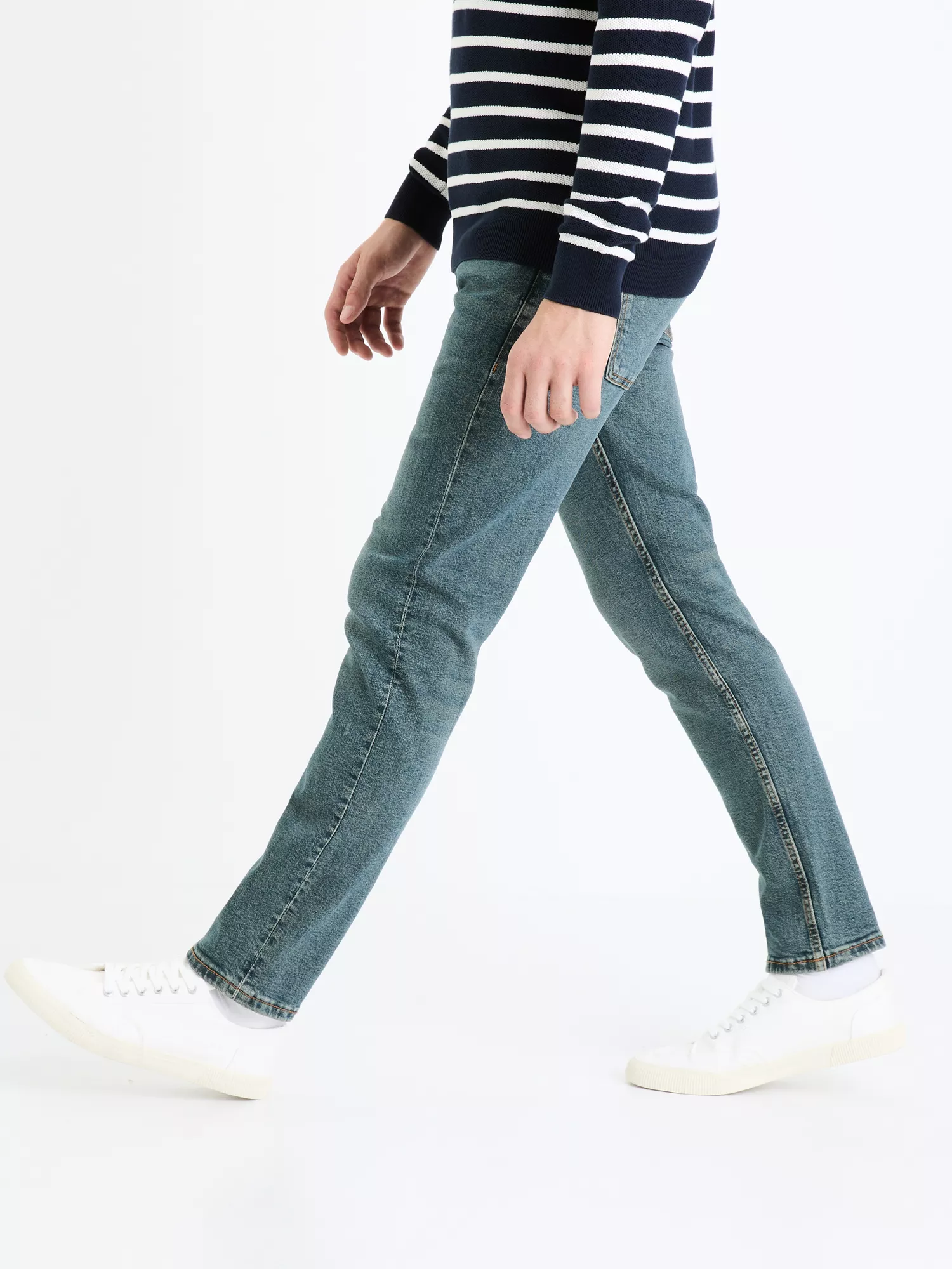 Džínsy C25 slim Fotaper (4) Džínsy C25 slim Fotaper (4)