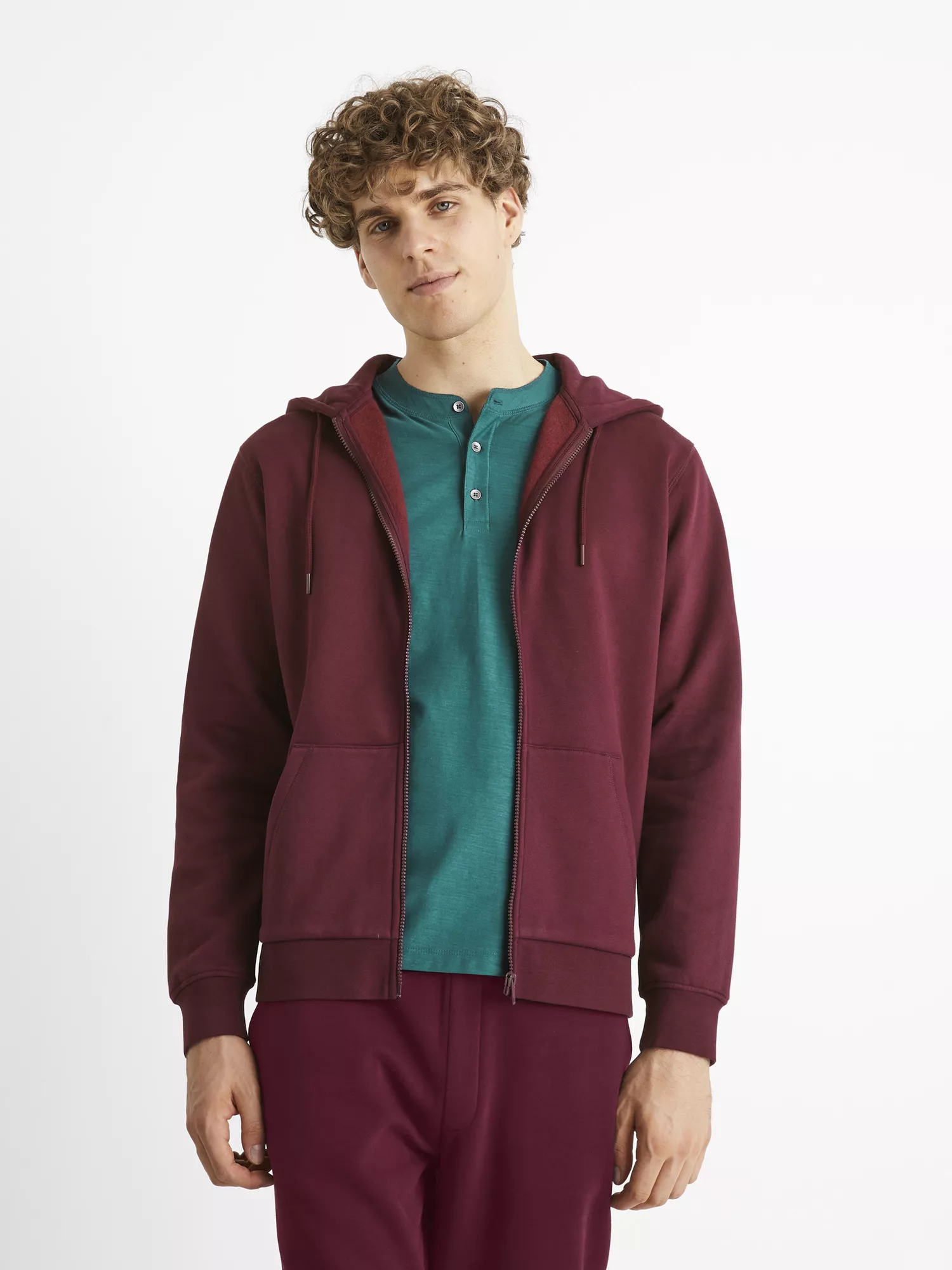 Mikina na zips Vethree (1) Mikina na zips Vethree (1)