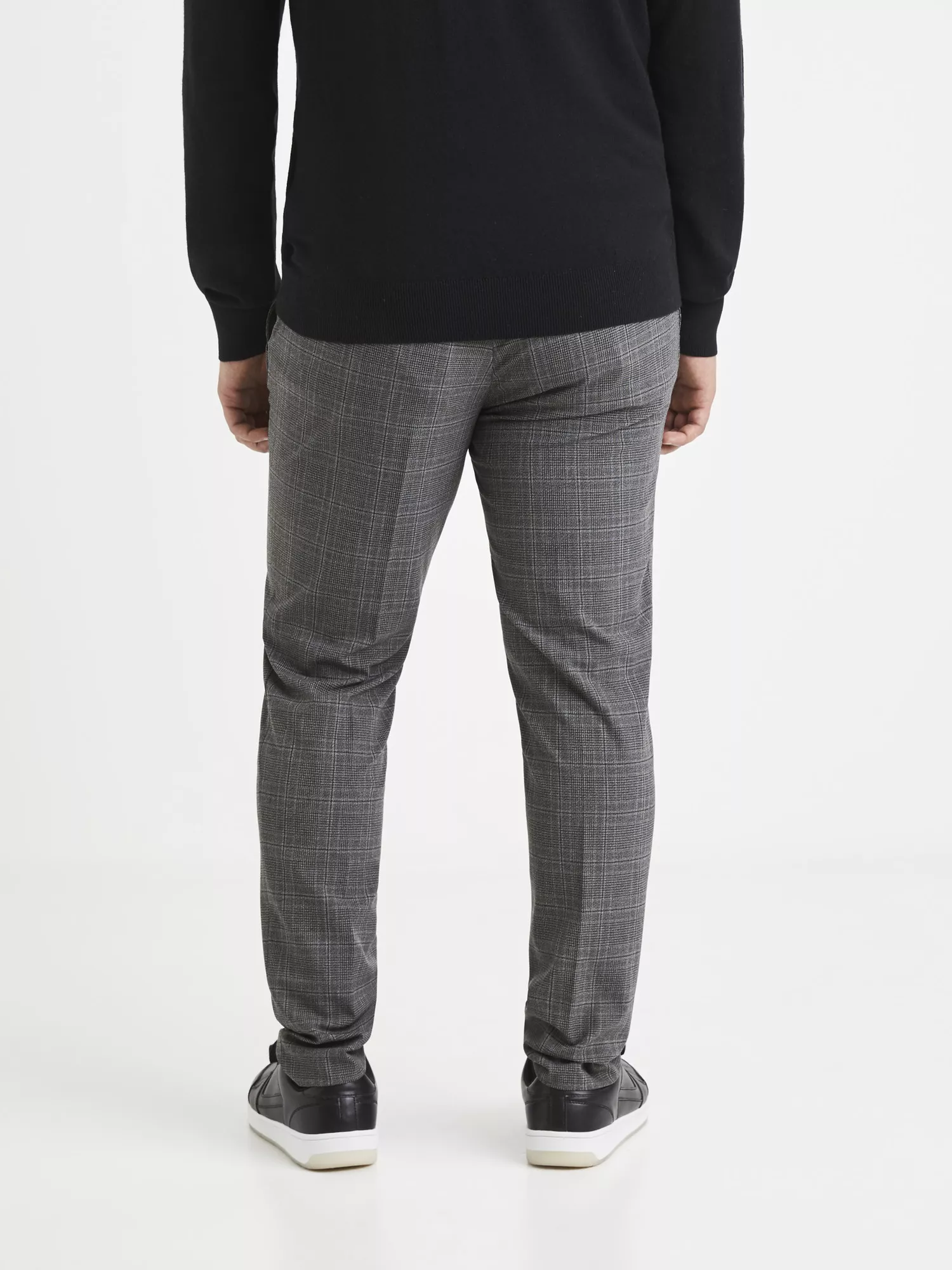 Nohavice chino slim Volouis2 (2) Nohavice chino slim Volouis2 (2)