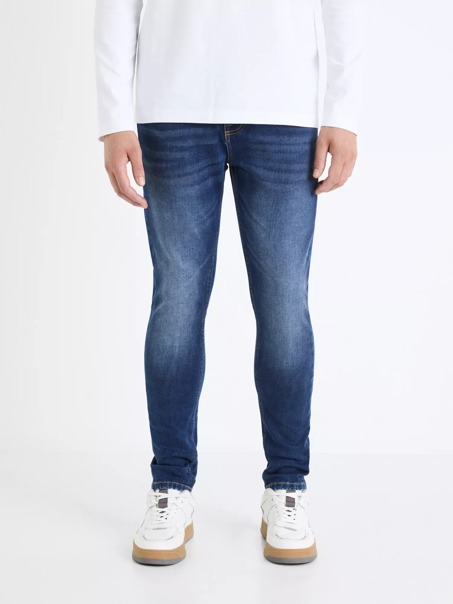 Džínsy C25 slim Foactive (1) Džínsy C25 slim Foactive (1)