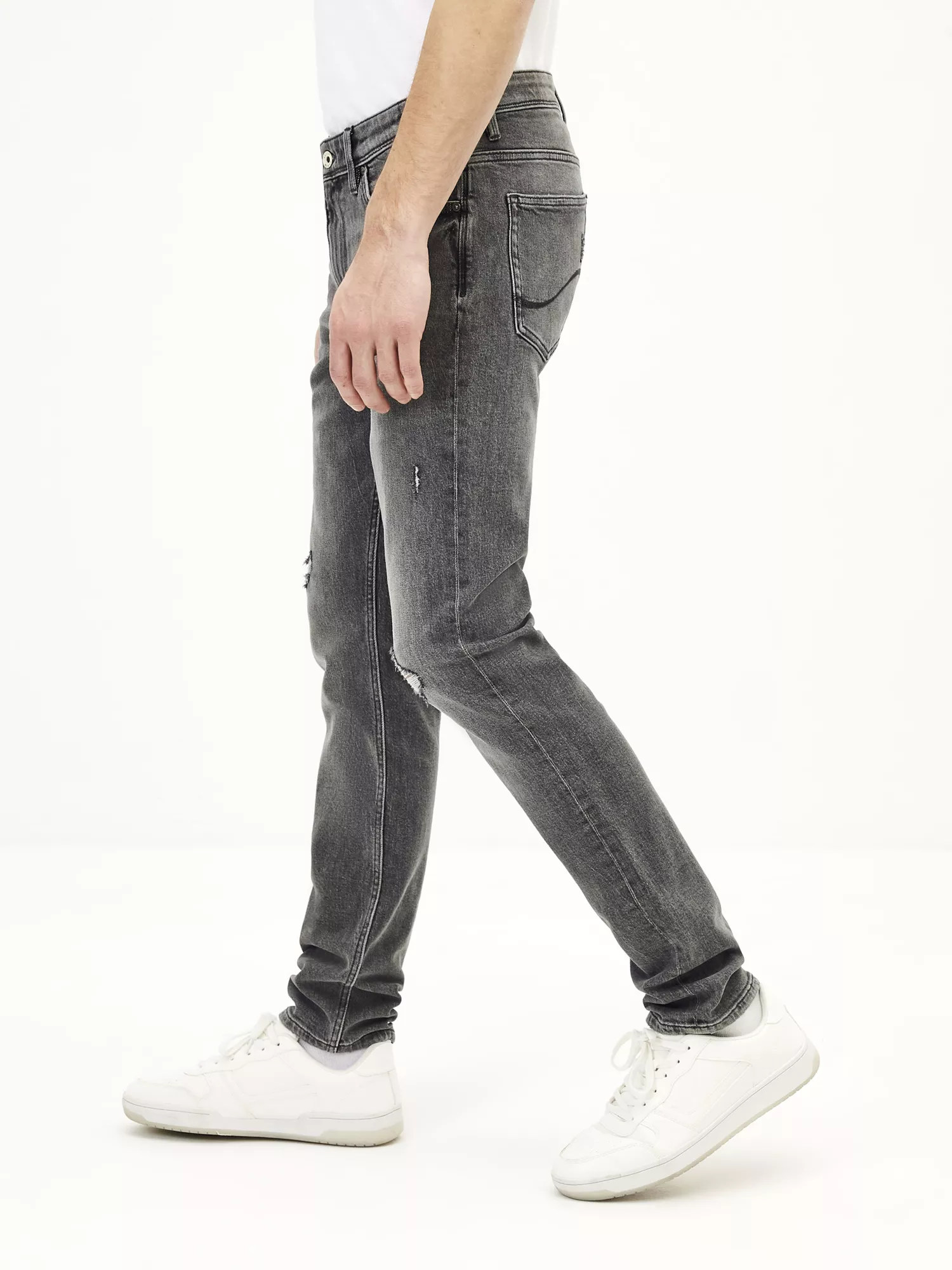 Džínsy C25 Tosley slim (5) Džínsy C25 Tosley slim (5)