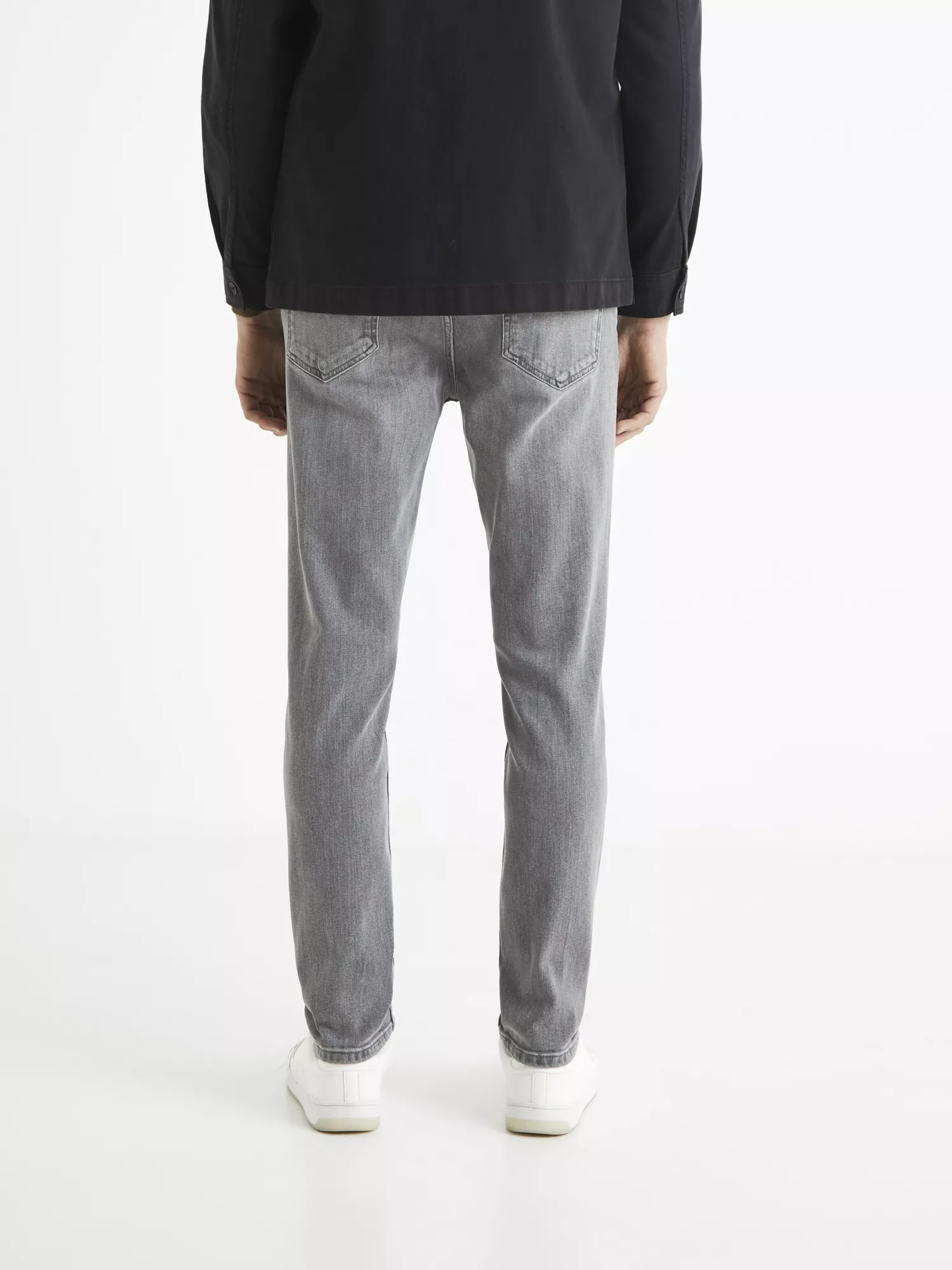 Džínsy C25 slim stretch (2) Džínsy C25 slim stretch (2)