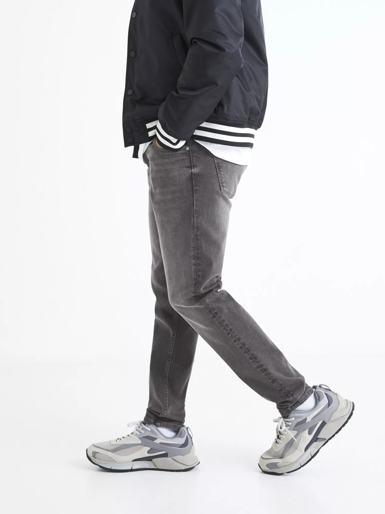 Džínsy C45 skinny (3) Džínsy C45 skinny (3)