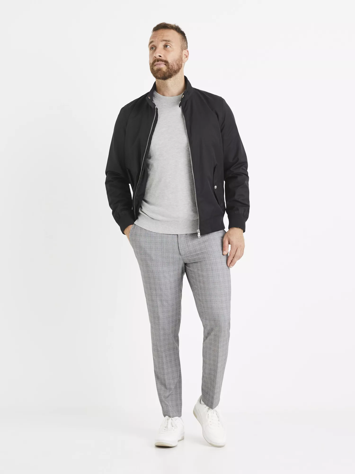 Nohavice Volouis2 chino slim (4) Nohavice Volouis2 chino slim (4)