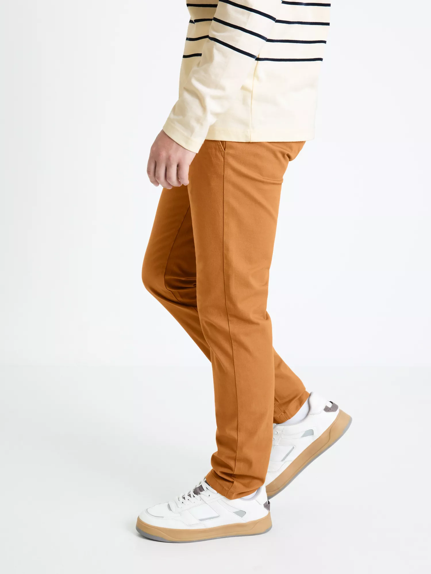 Nohavice chino slim Tocharles (5) Nohavice chino slim Tocharles (5)