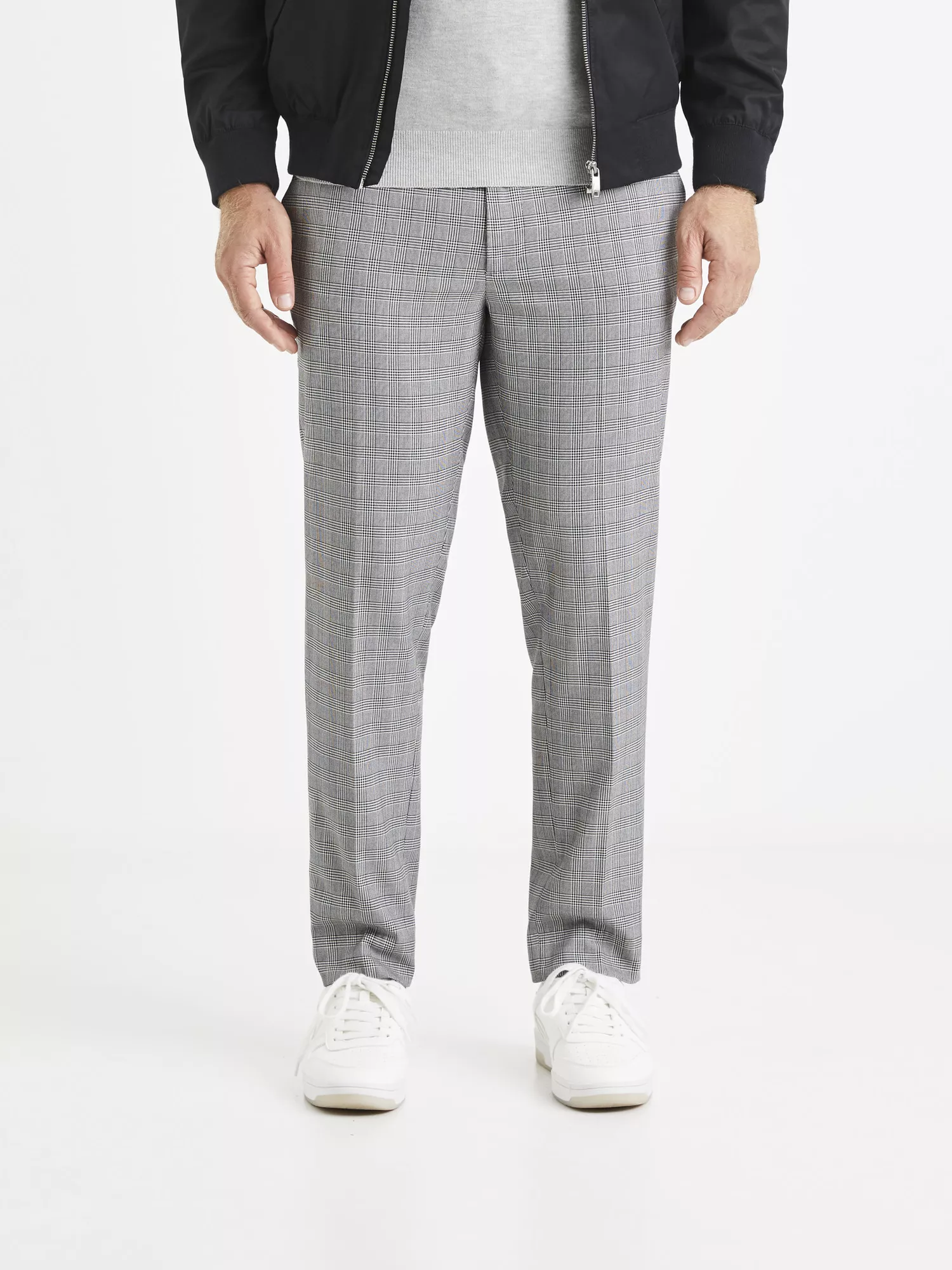 Nohavice Volouis2 chino slim (1) Nohavice Volouis2 chino slim (1)