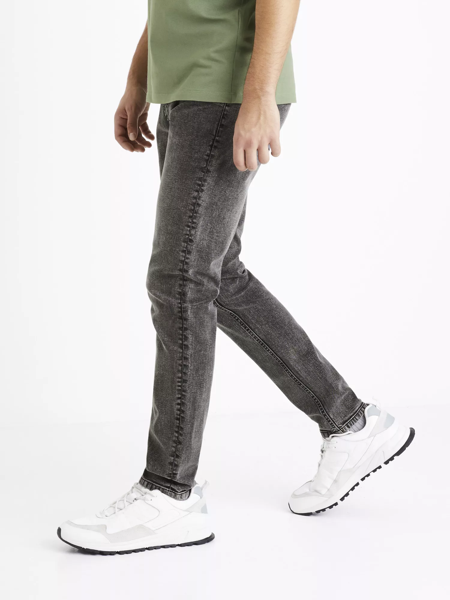 Džínsy C25 slim Doslue25 (3) Džínsy C25 slim Doslue25 (3)