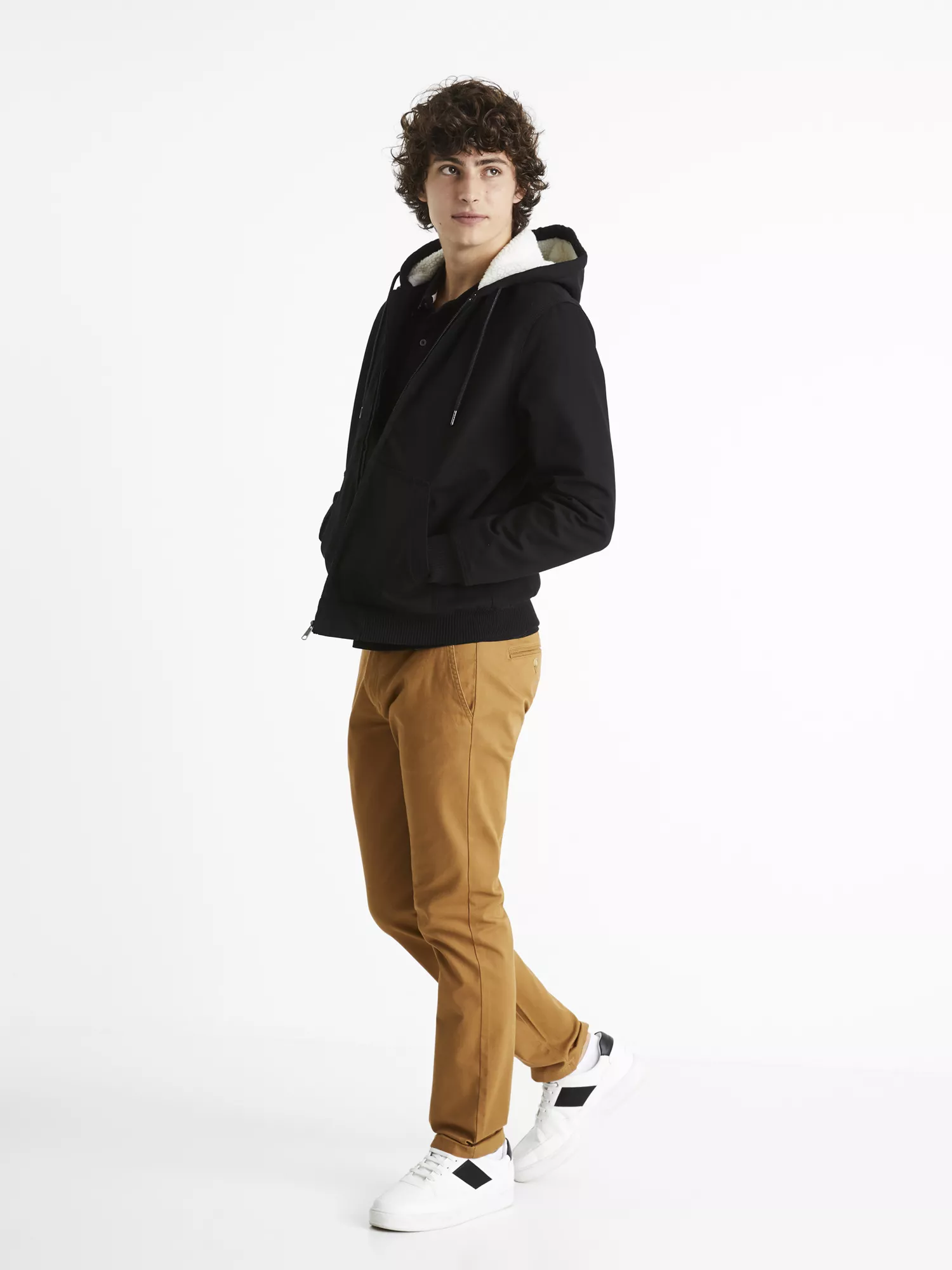 Bunda na zips Cuhoodie (3) Bunda na zips Cuhoodie (3)