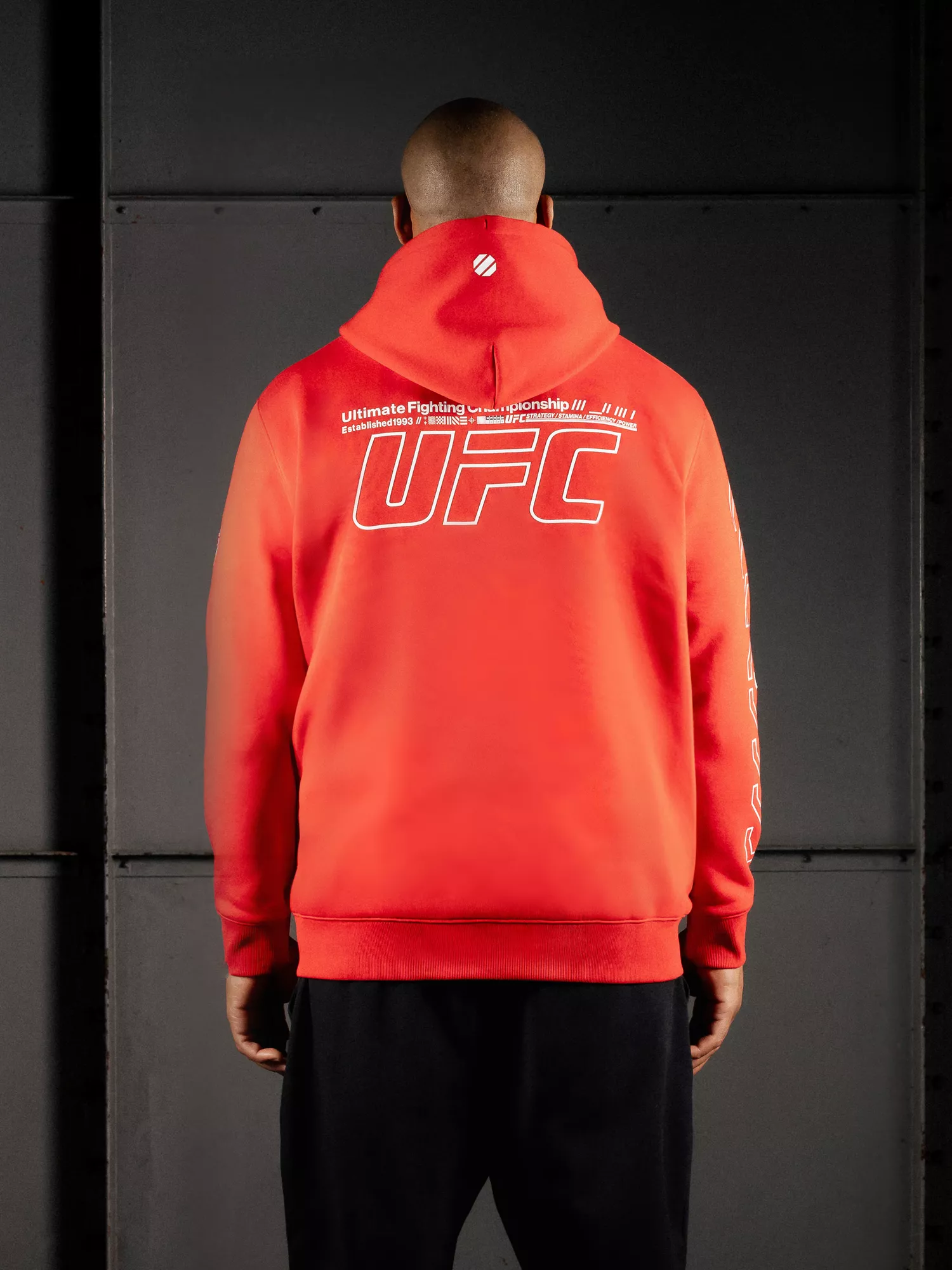 Mikina s kapucňou UFC (2) Mikina s kapucňou UFC (2)