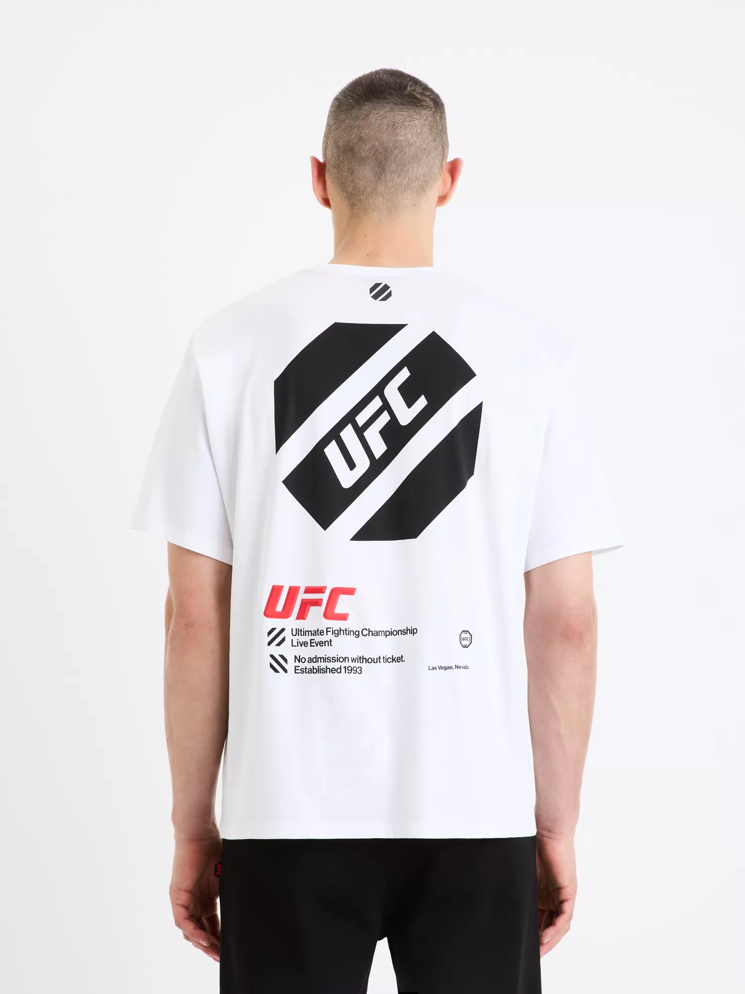 Tričko s krátkym rukávom UFC (2) Tričko s krátkym rukávom UFC (2)