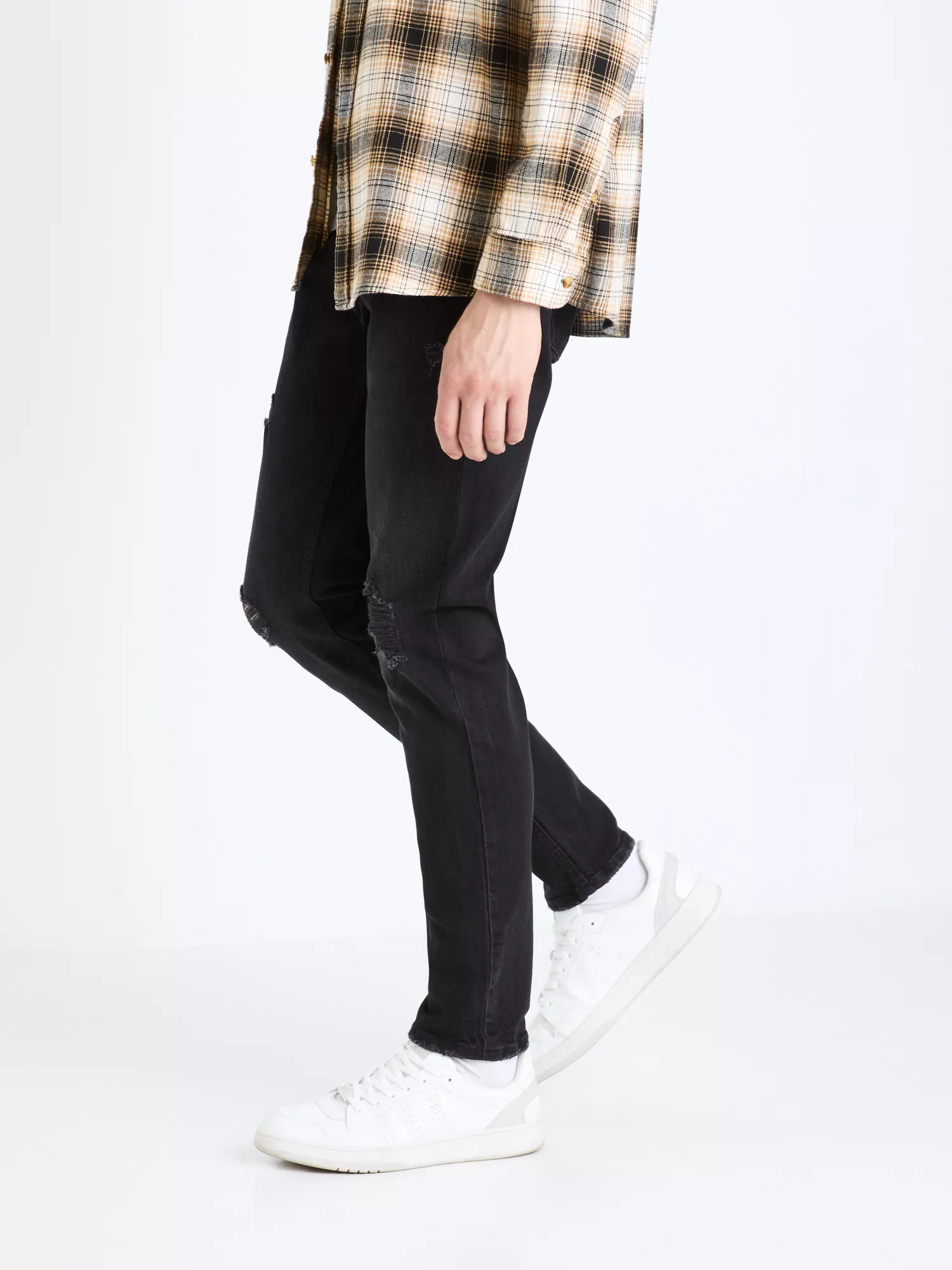 Džínsy slim C25 Fostroy (5) Džínsy slim C25 Fostroy (5)