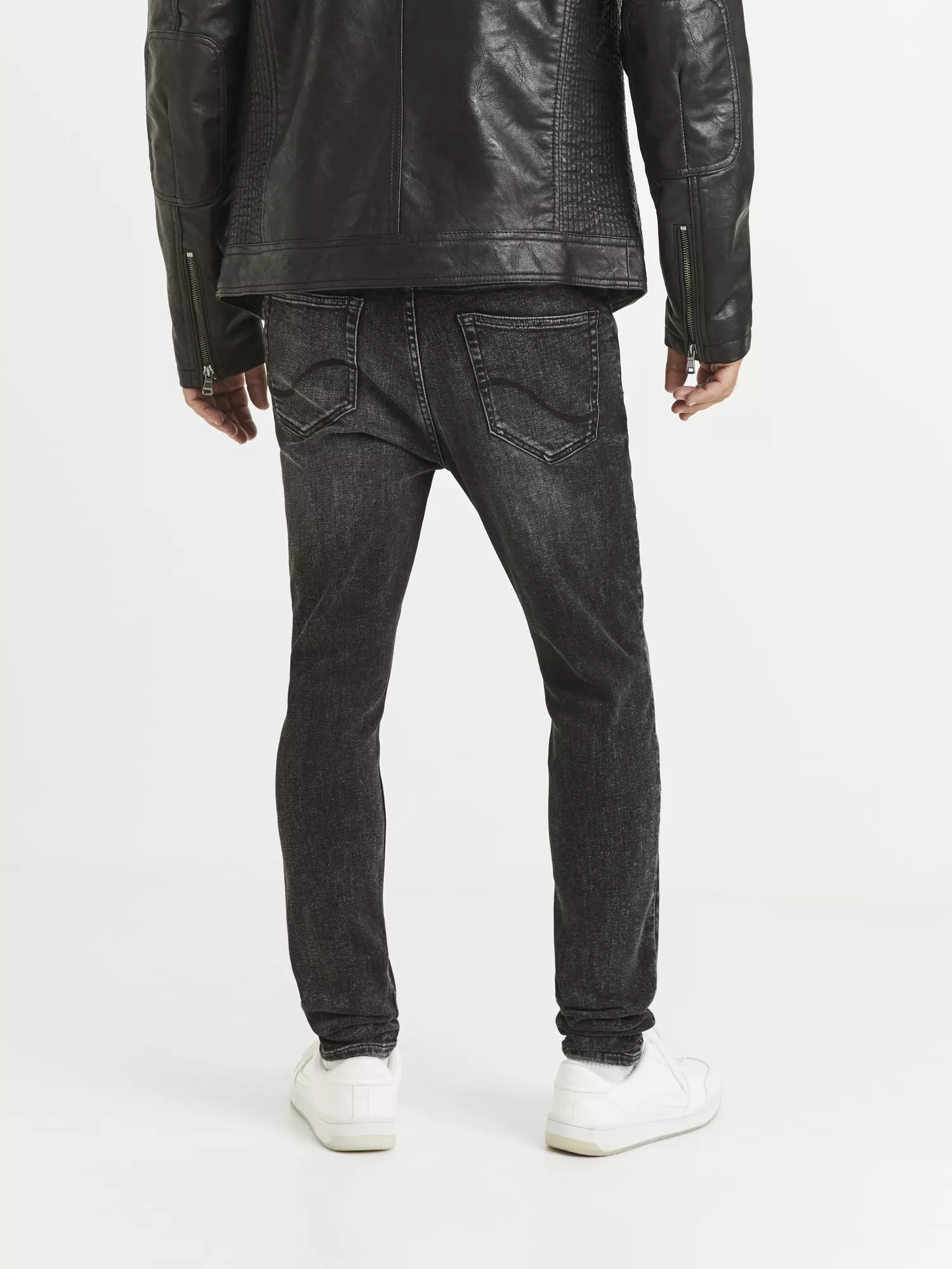 Džínsy C45 Voskrey skinny (4) Džínsy C45 Voskrey skinny (4)