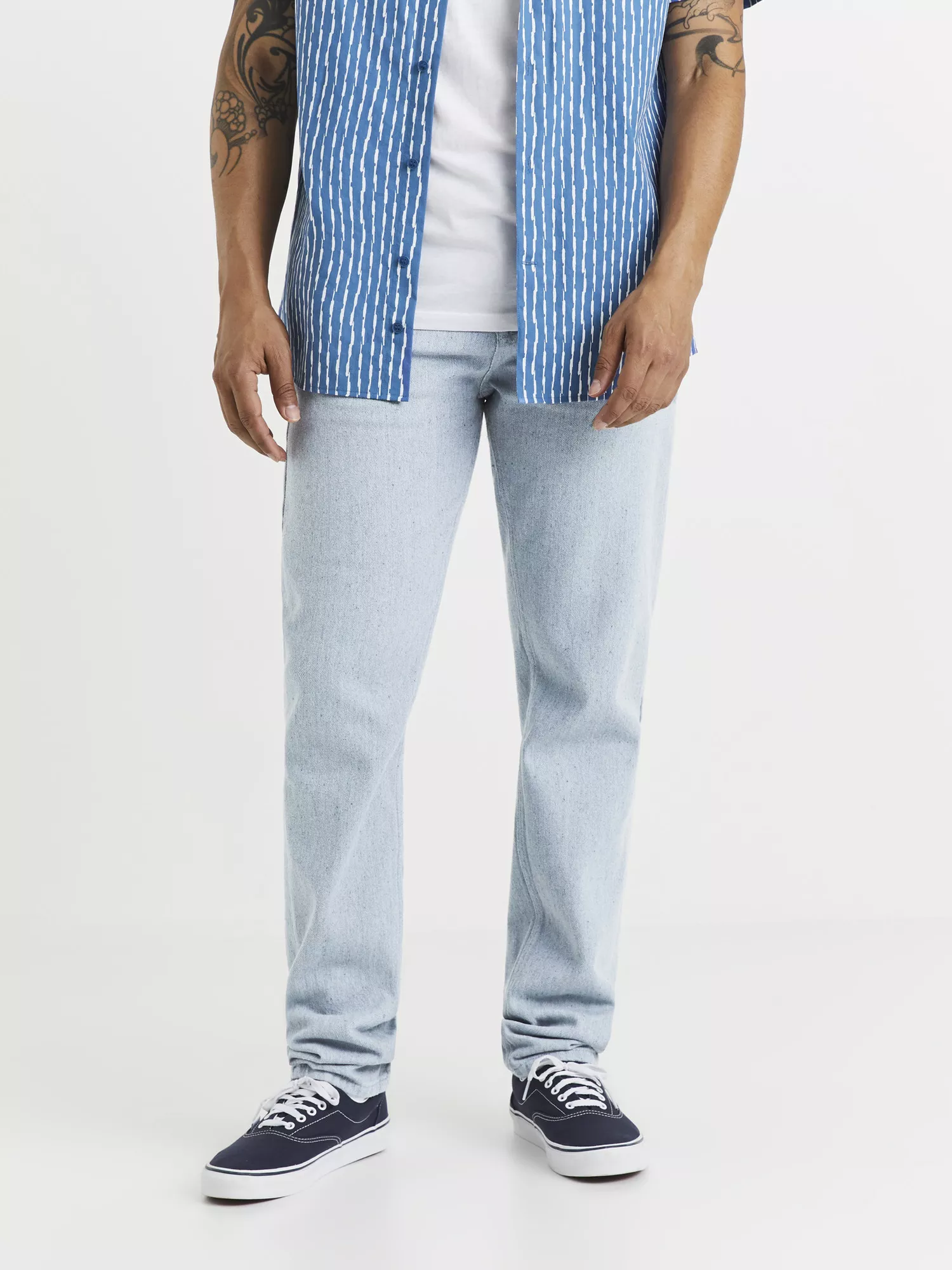 Džínsy C25 Toterra slim (1) Džínsy C25 Toterra slim (1)