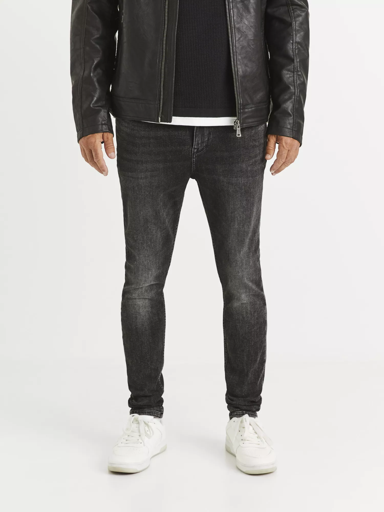 Džínsy C45 Voskrey skinny (1) Džínsy C45 Voskrey skinny (1)