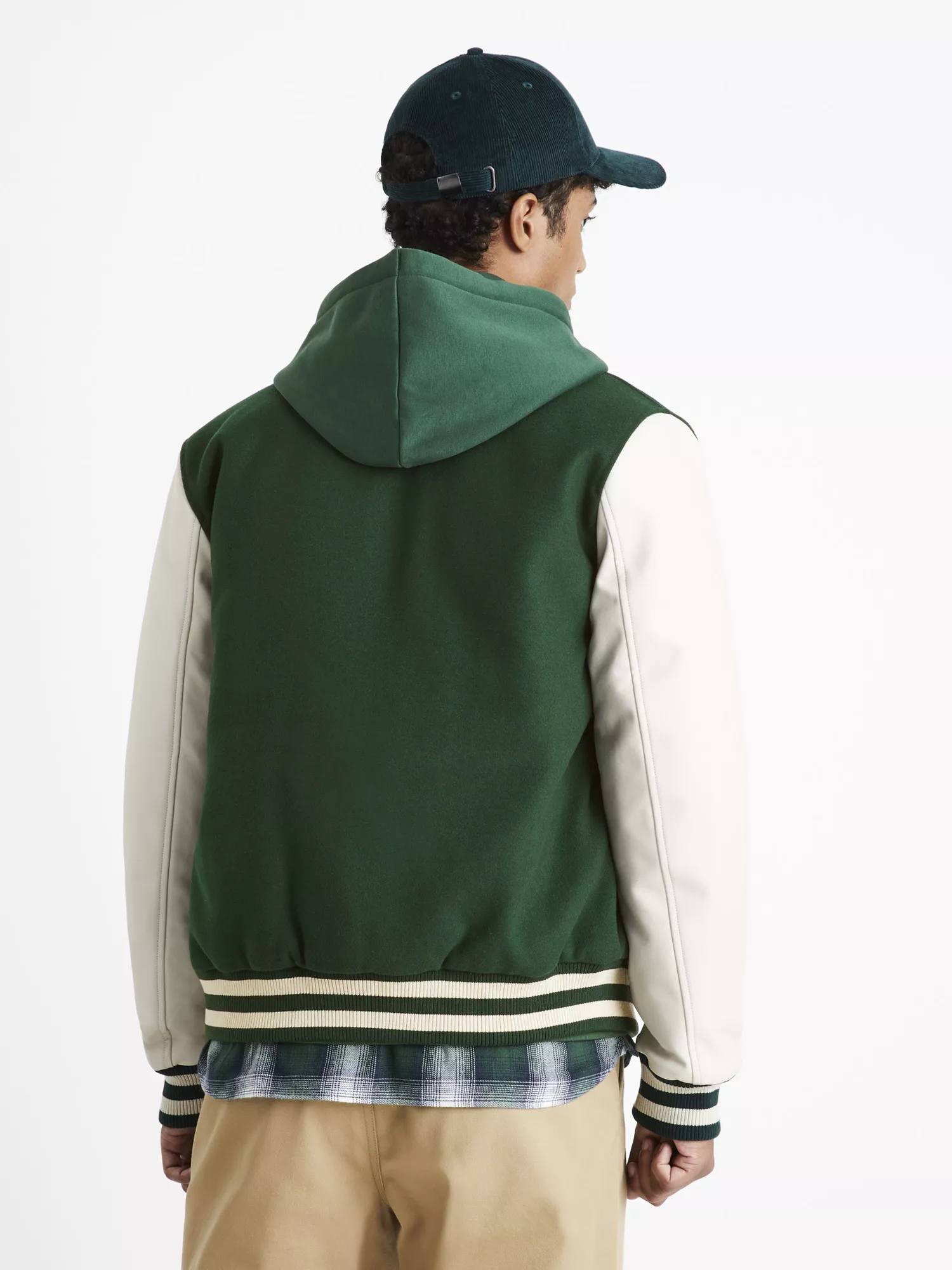 Bunda bomber Cuvarsity (2) Bunda bomber Cuvarsity (2)