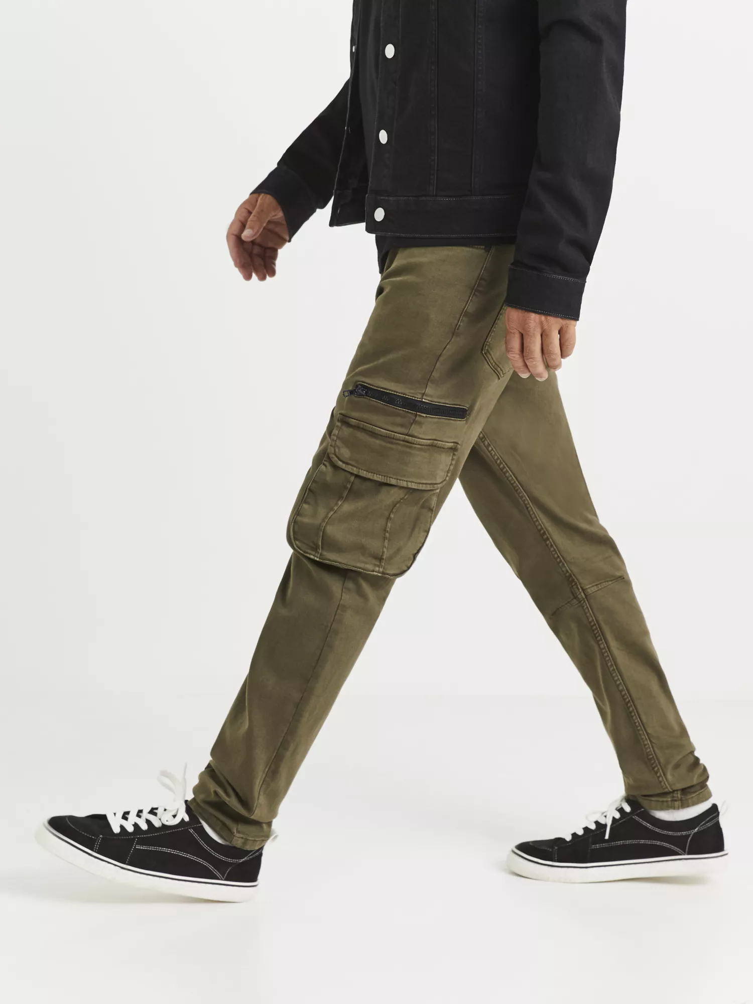 Nohavice Vocaskin skinny s vreckami (3) Nohavice Vocaskin skinny s vreckami (3)