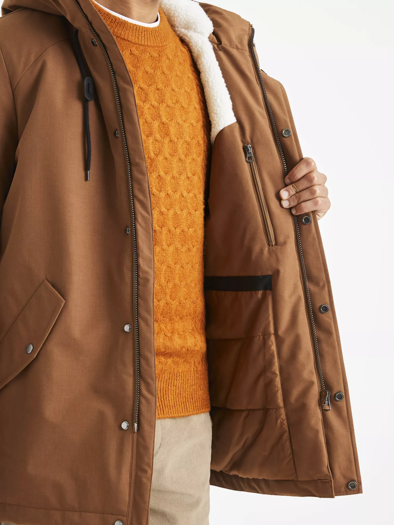 Parka Vuriver s kapucňou (3) Parka Vuriver s kapucňou (3)