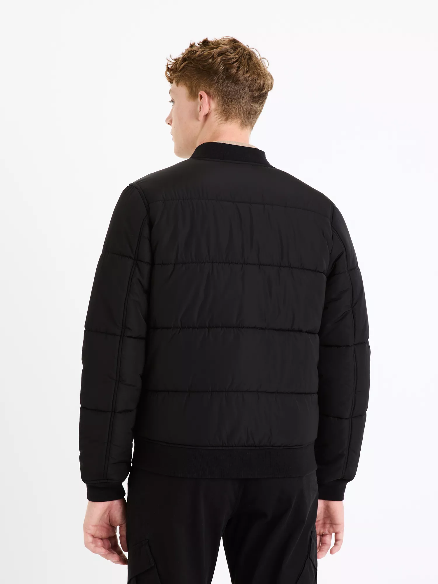 Prešívaný bomber Fupremnew (2) Prešívaný bomber Fupremnew (2)