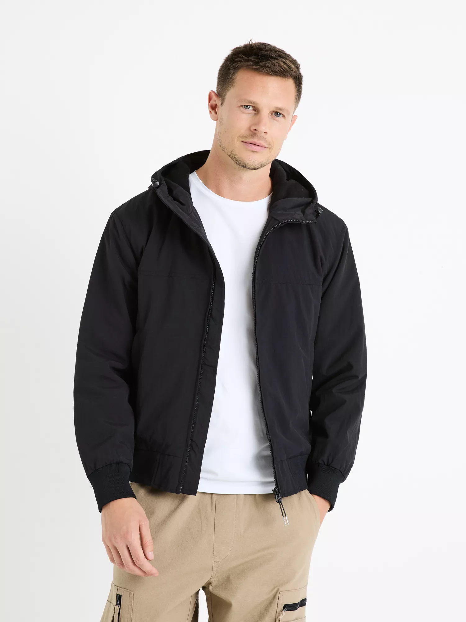 Bunda s kapucňou Fuhoodie2 (1) Bunda s kapucňou Fuhoodie2 (1)
