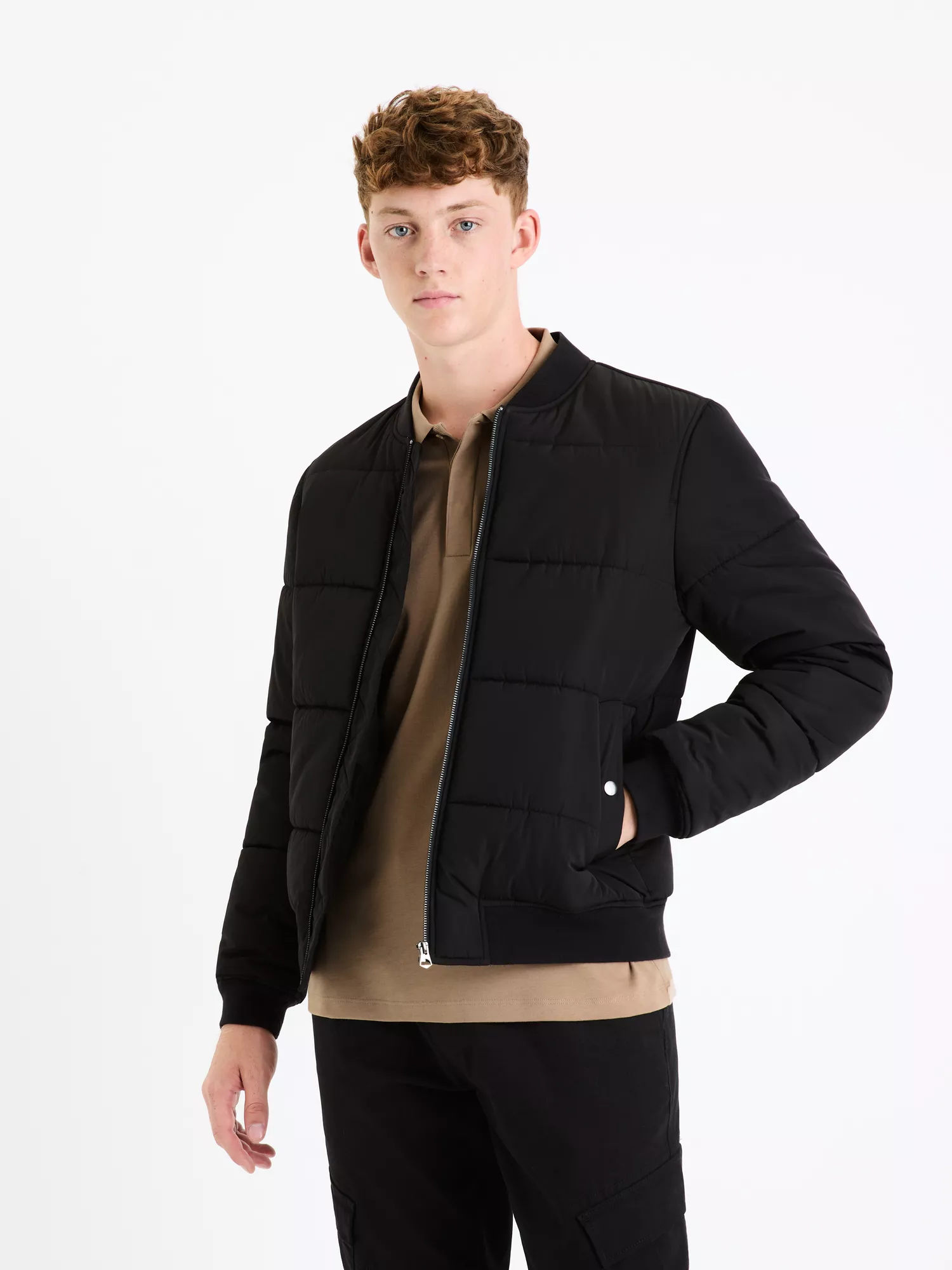 Prešívaný bomber Fupremnew (1) Prešívaný bomber Fupremnew (1)