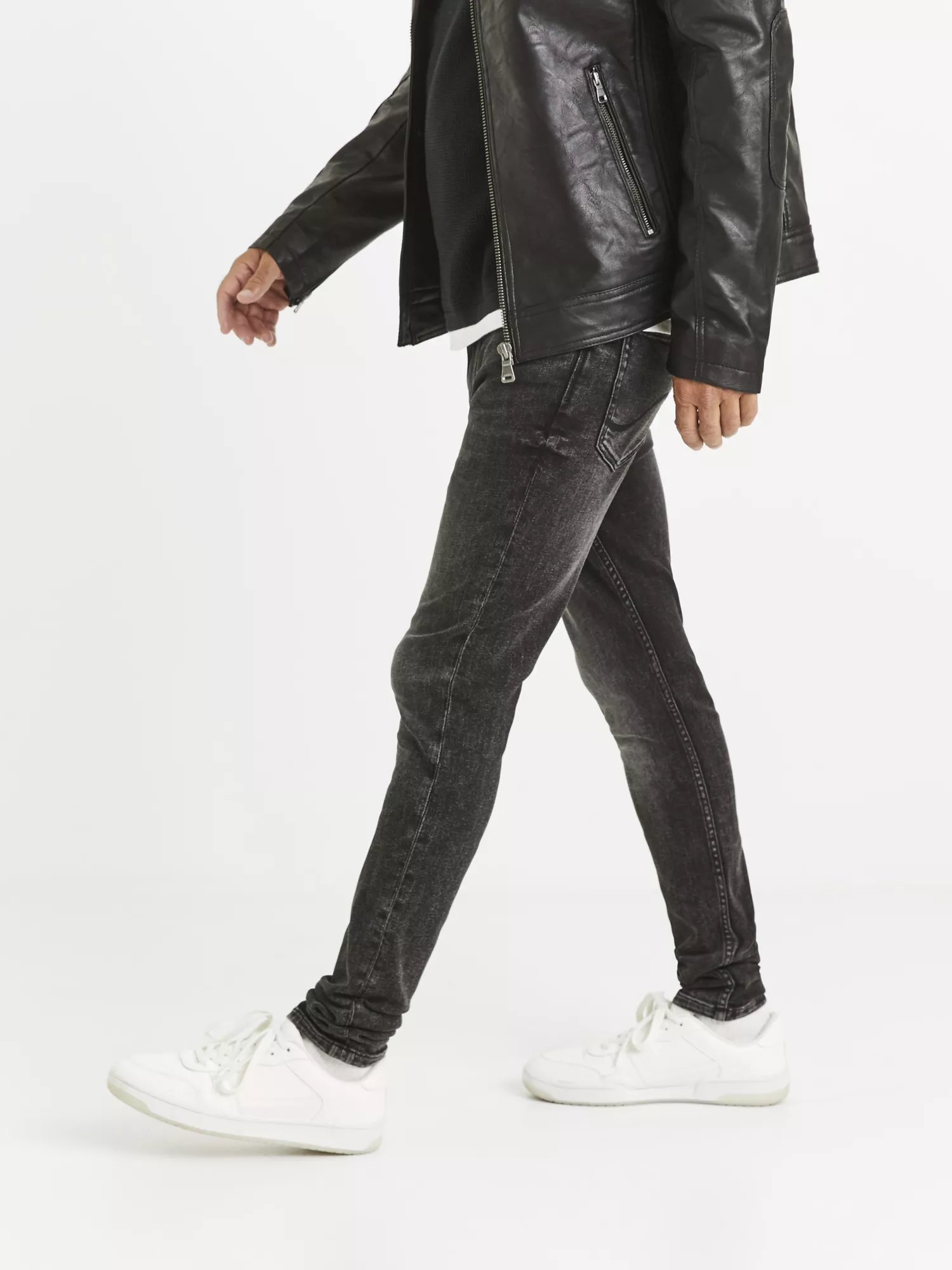 Džínsy C45 Voskrey skinny (3) Džínsy C45 Voskrey skinny (3)