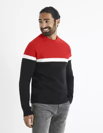 Farbený sveter s okruhlým výstrihom
