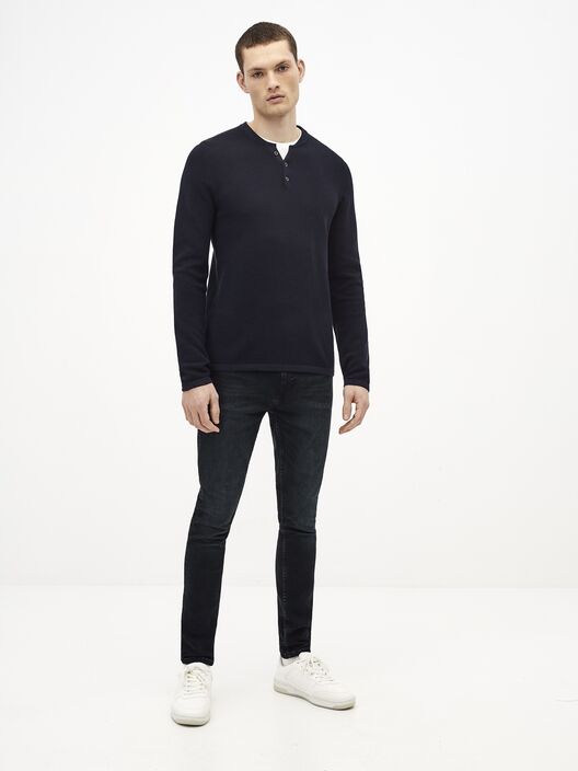 Sveter henley Techillpic